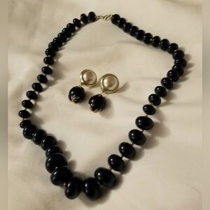 Elegant Vintage 24" Navy Blue Beaded Necklace & Drop Earrings - Nice!!